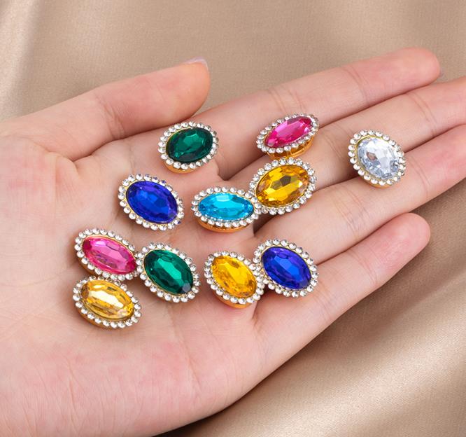 ลูกปัดอะคริลิคสี 30 ชิ้น ขนาด  - Embroidery Craft บทวิจารณ์และราคา