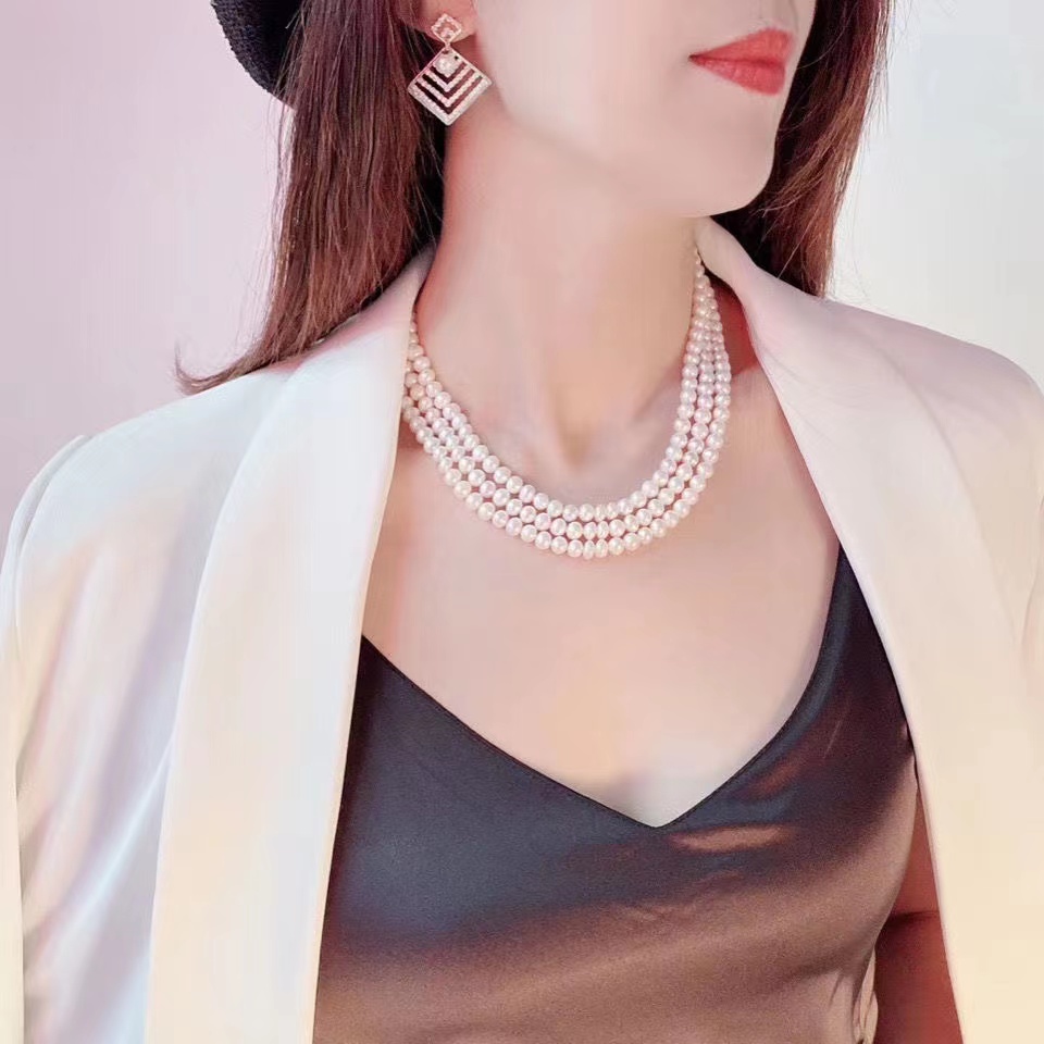 Queen 'S ธรรมชาติเกือบสร้อยคอไ - Pearl Trim Chain บทวิจารณ์และราคา